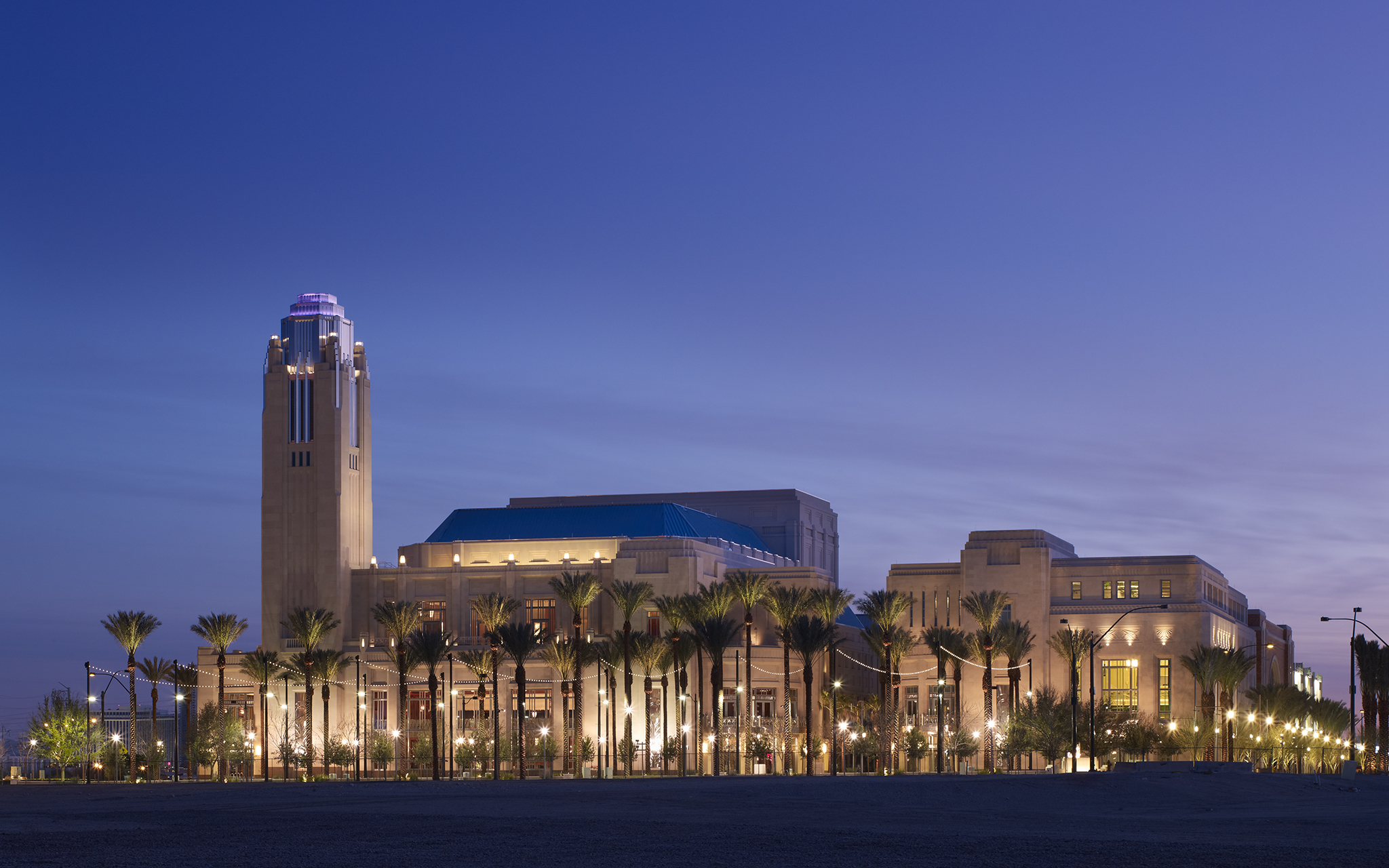 Postcard from Las Vegas: The Smith Center - David M. Schwarz Architects ...